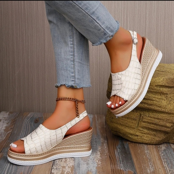 Open Toe Wedge Slingback Sandals - Picture 3 of 5